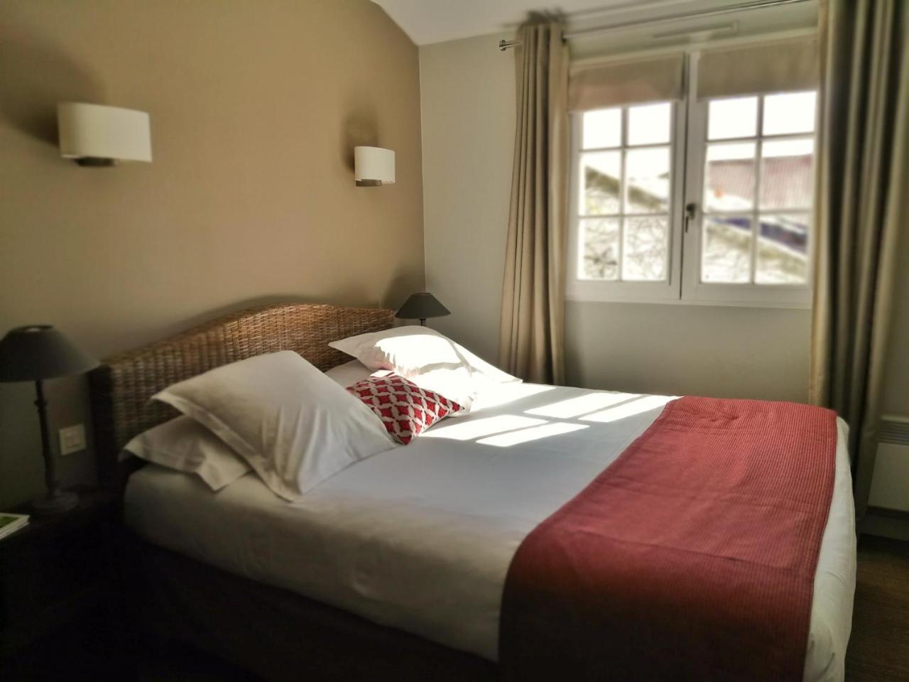 Hotel La Marisa Grande 3*
